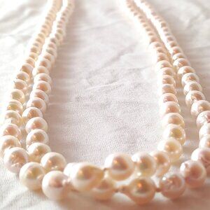 Long well Matched Cultured Pearl Necklace